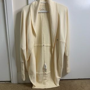 Aritzia Wilfred Sweater - Cream coloured